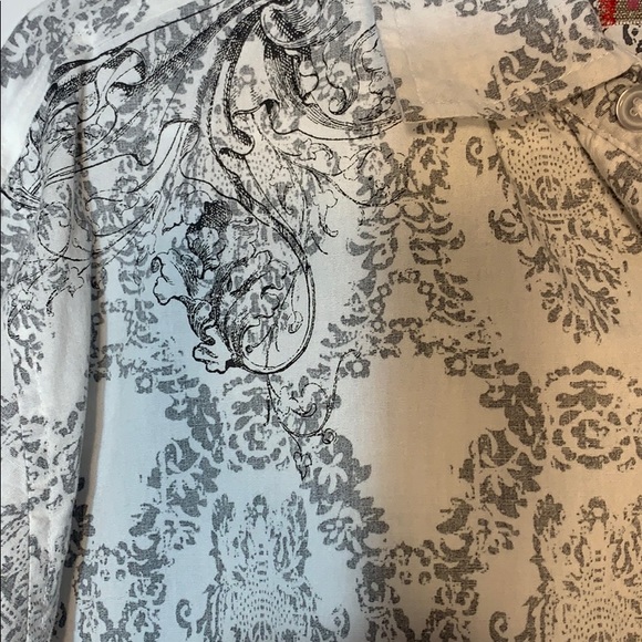 Vintage Red damask print long sleeve button down - Picture 3 of 5